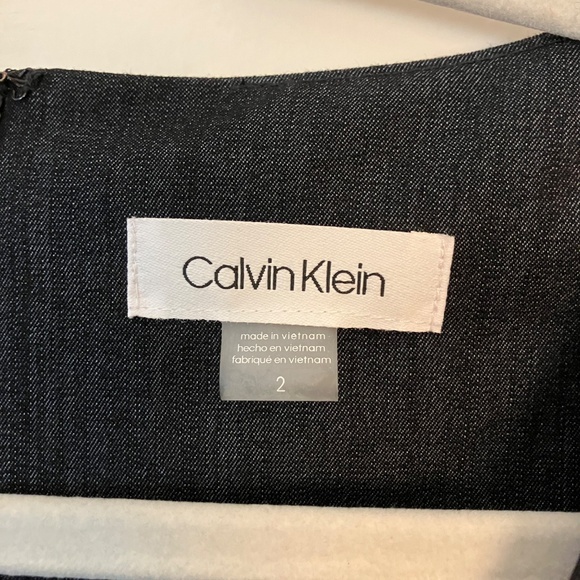 CALVIN KLEIN Black Chambray Sleeveless Surplice Neckline Wide Leg Jumpsuit Sz 2 - Picture 5 of 7